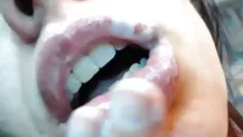 مرد دختر را به منطقه ...