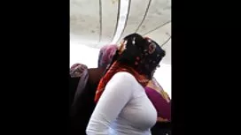 عامل سرخ شده یک دختر ...