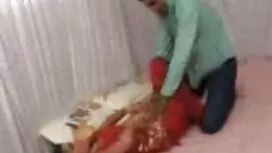 آن مرد دوربین را در  ...