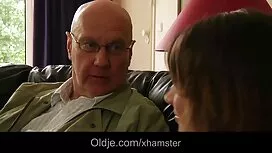مرغ مونیکا پس از یوگ ...
